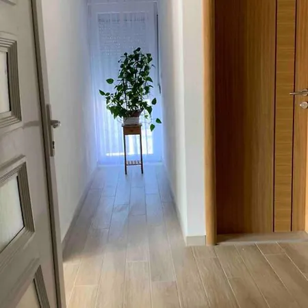 Bordoa De Macura With Bay View Apartament Zadar